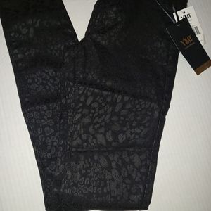 YMI Skinny Jeans size Small